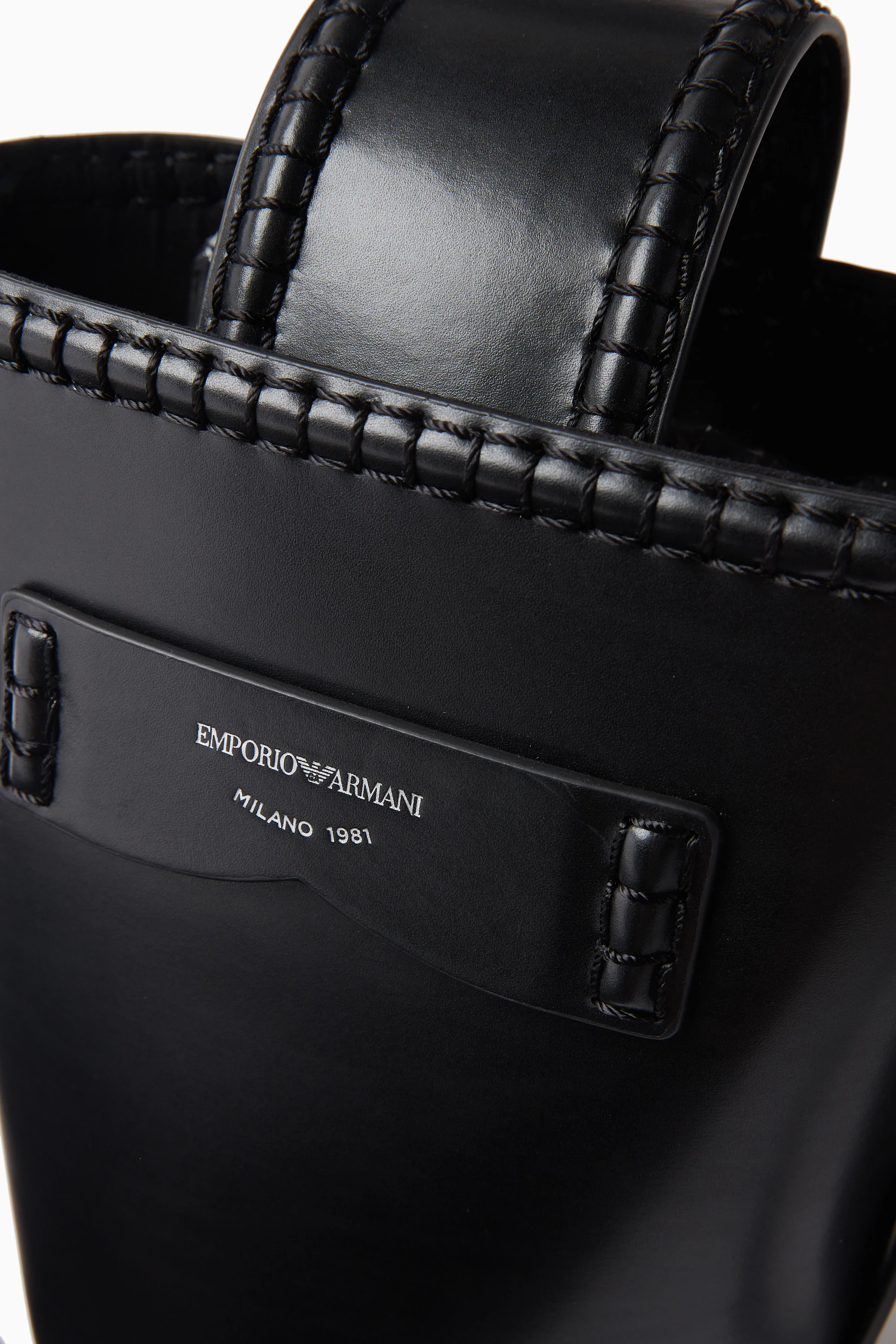 Emporio armani bucket bag top