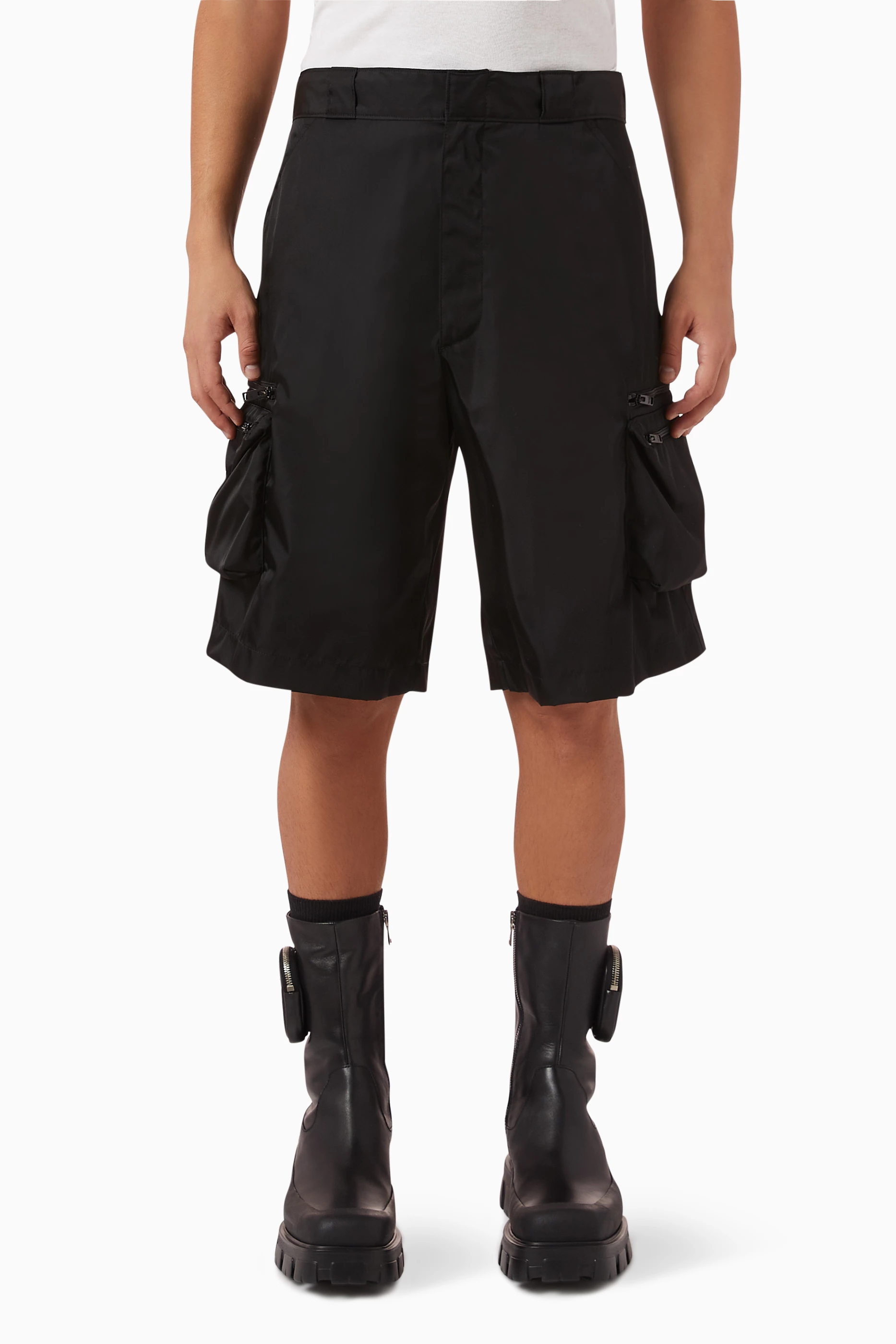 Buy Prada Black Cargo Shorts in Re-Nylon For Men Online | Ounass UAE