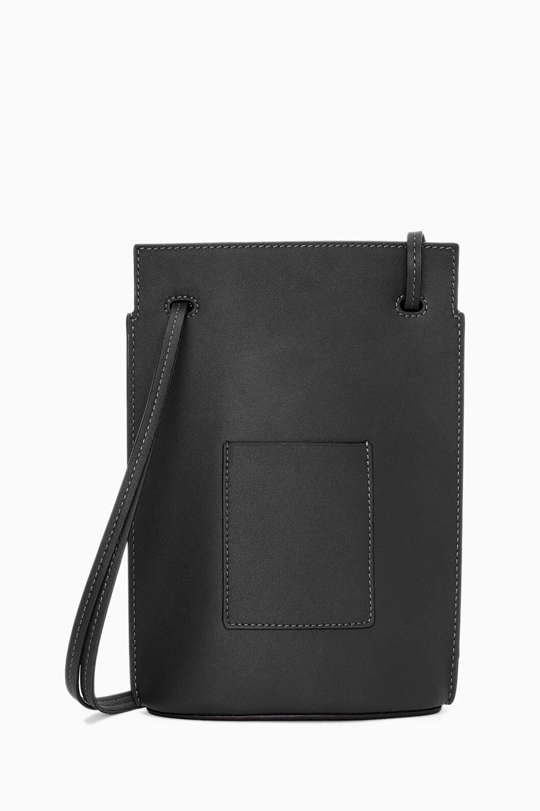 【国内発送】Dice pocket in classic calfskin Buy LOEWE Brown Dice Pocket Pouch in Classic Calfskin For