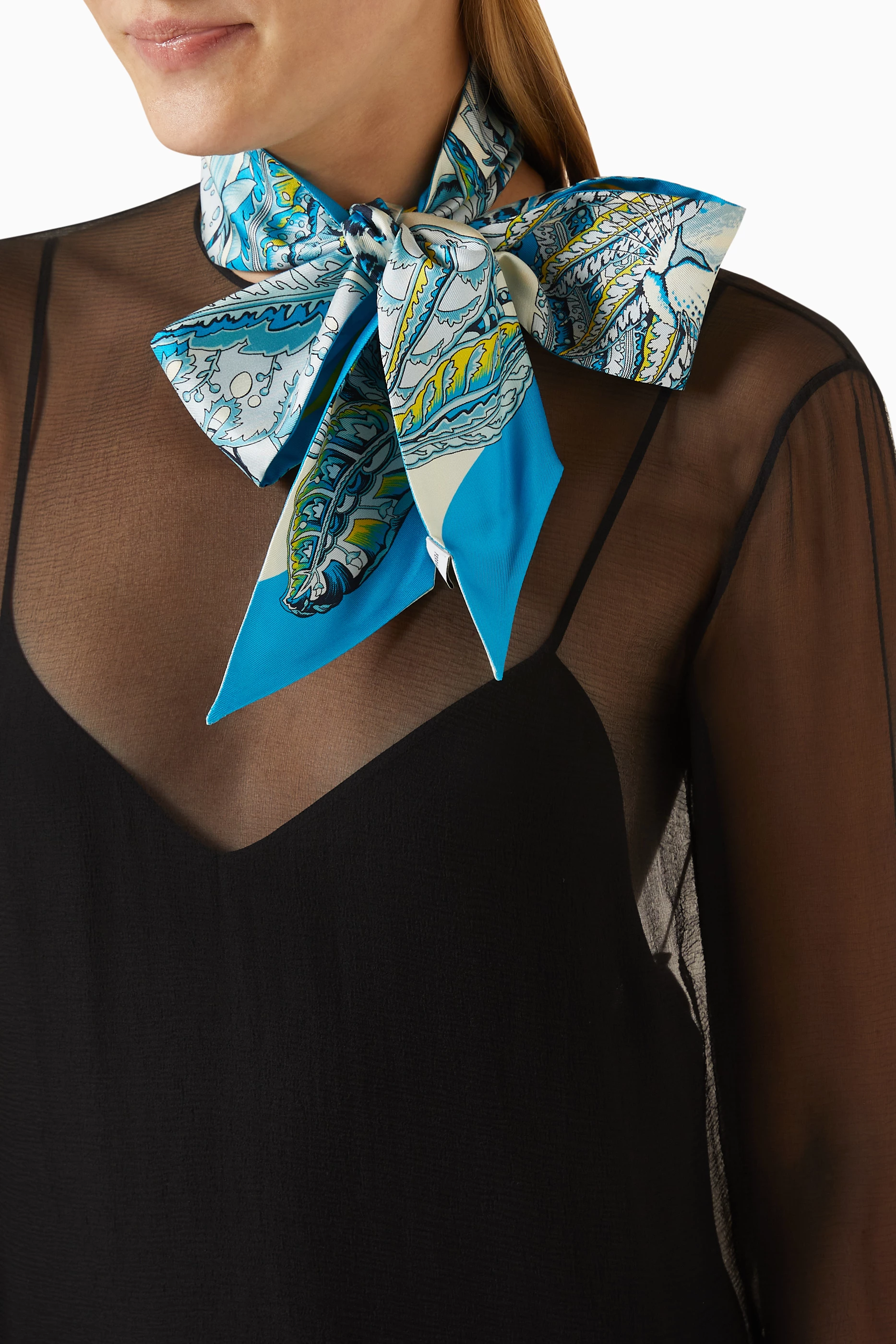 スカーフ FERRAGAMO Woman Neck scarf Blue 310192 780354 001 FERRAGAMO: women's scarf - Black | Ferragamo neck scarf