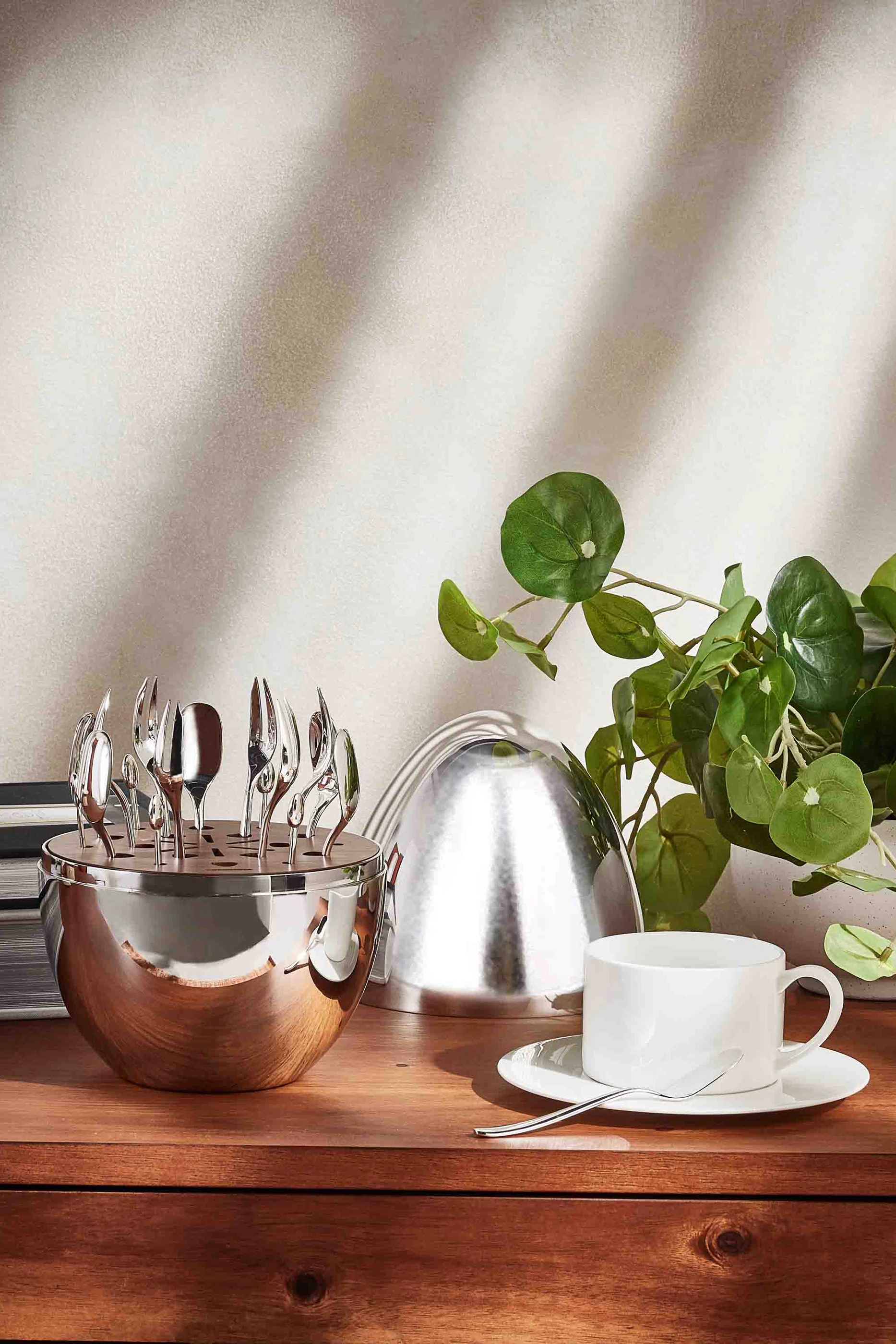 Buy Christofle Silver Mood Party 24 Piece Flatware Set in Stainless Steel For Women Online Ounass UAE