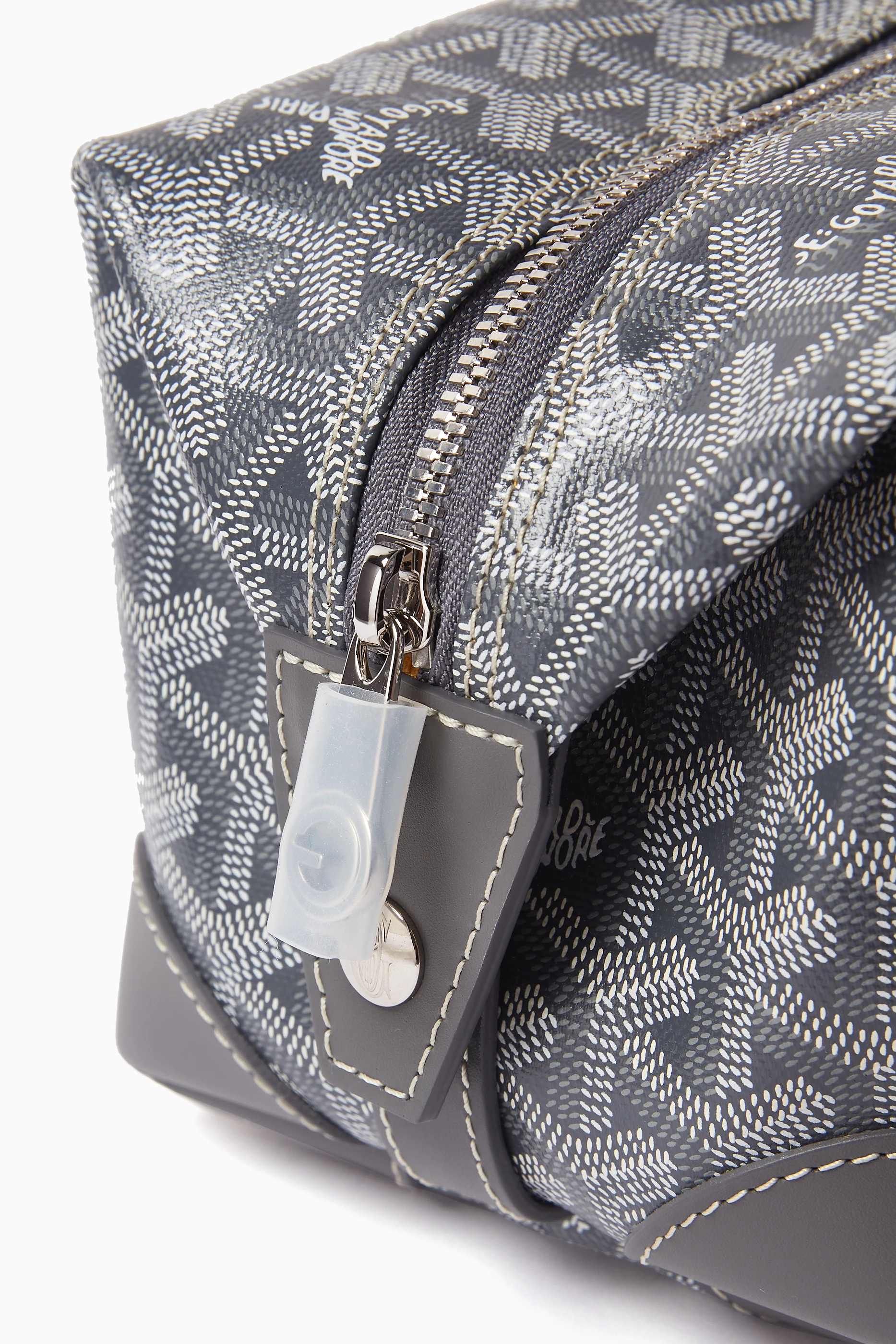 Goyard wash bag price store