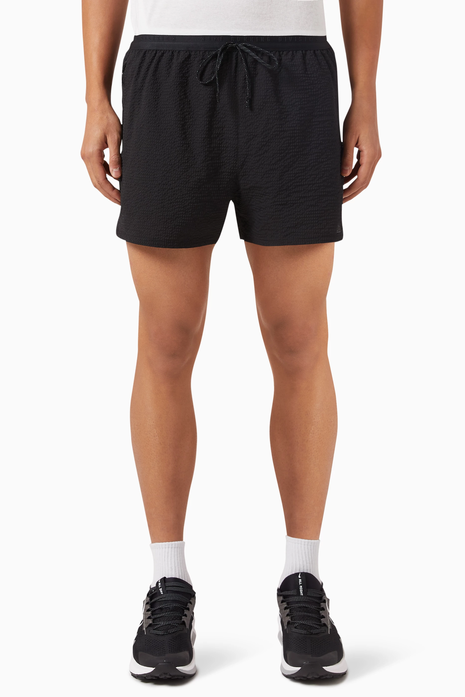 Nike jogger shorts black top