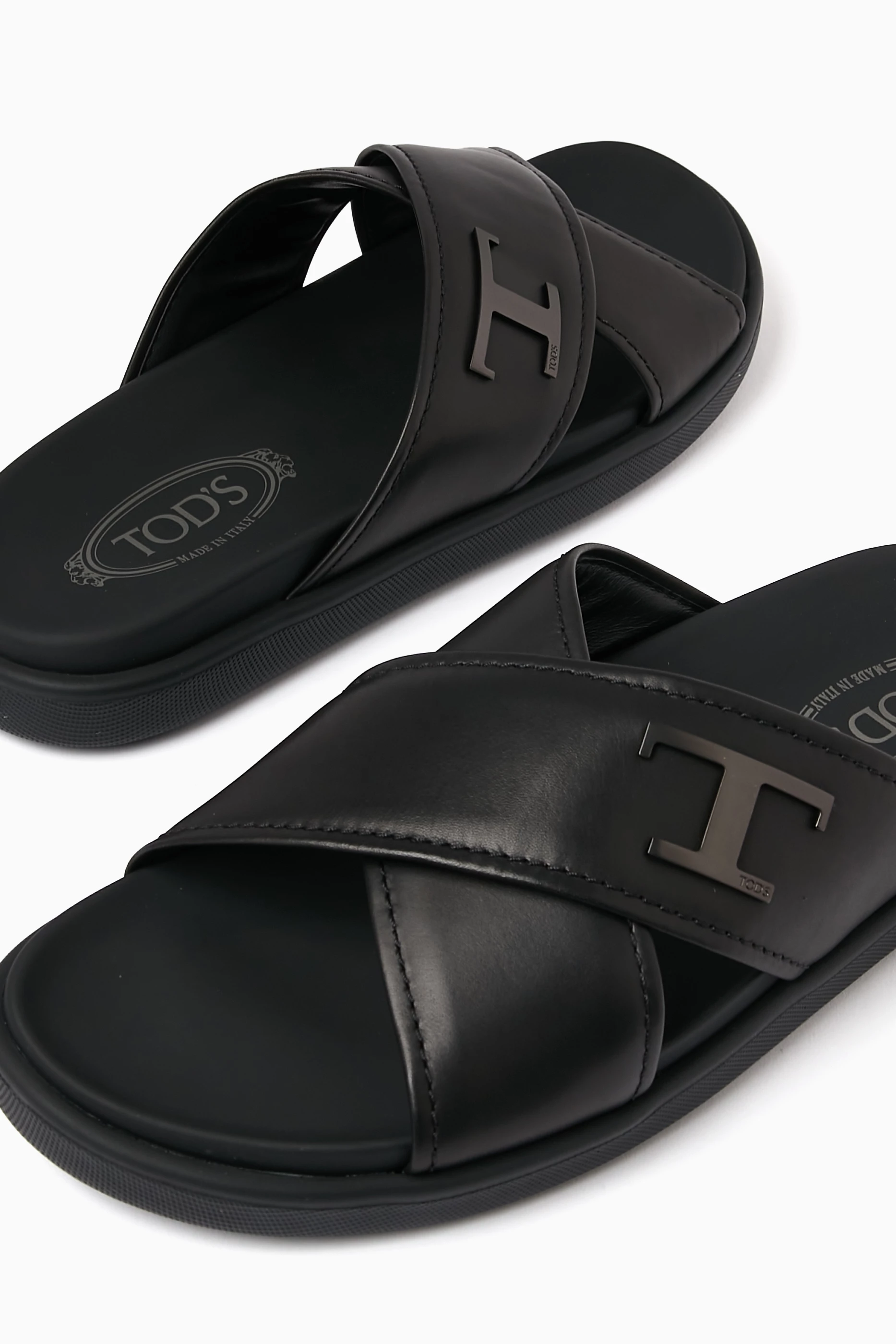 Buy Tod s Black Crossed Strap Sandals in Leather For Men Online Ounass UAE