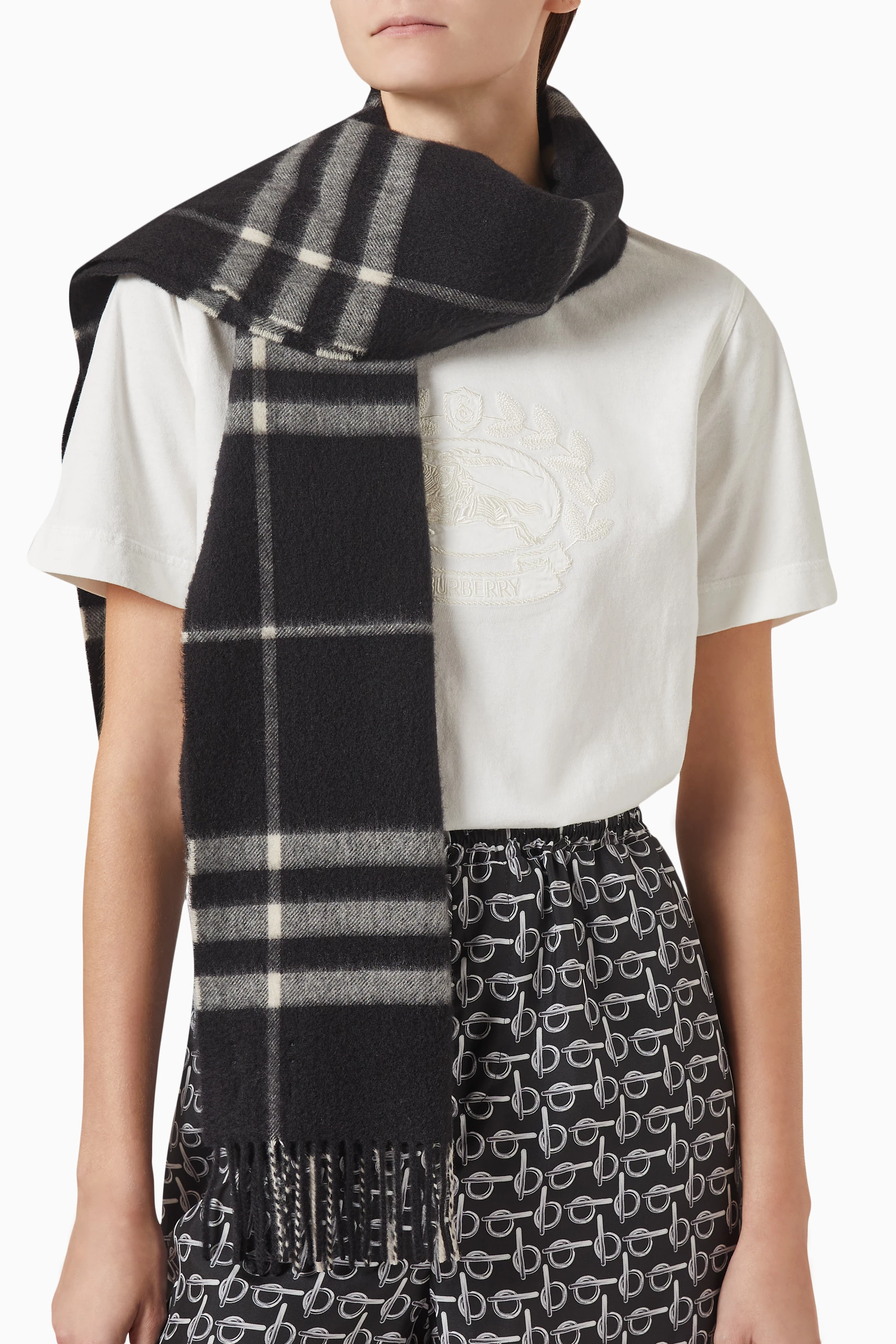Buy Burberry Black Check Scarf in Cashmere For Women Online Ounass UAE
