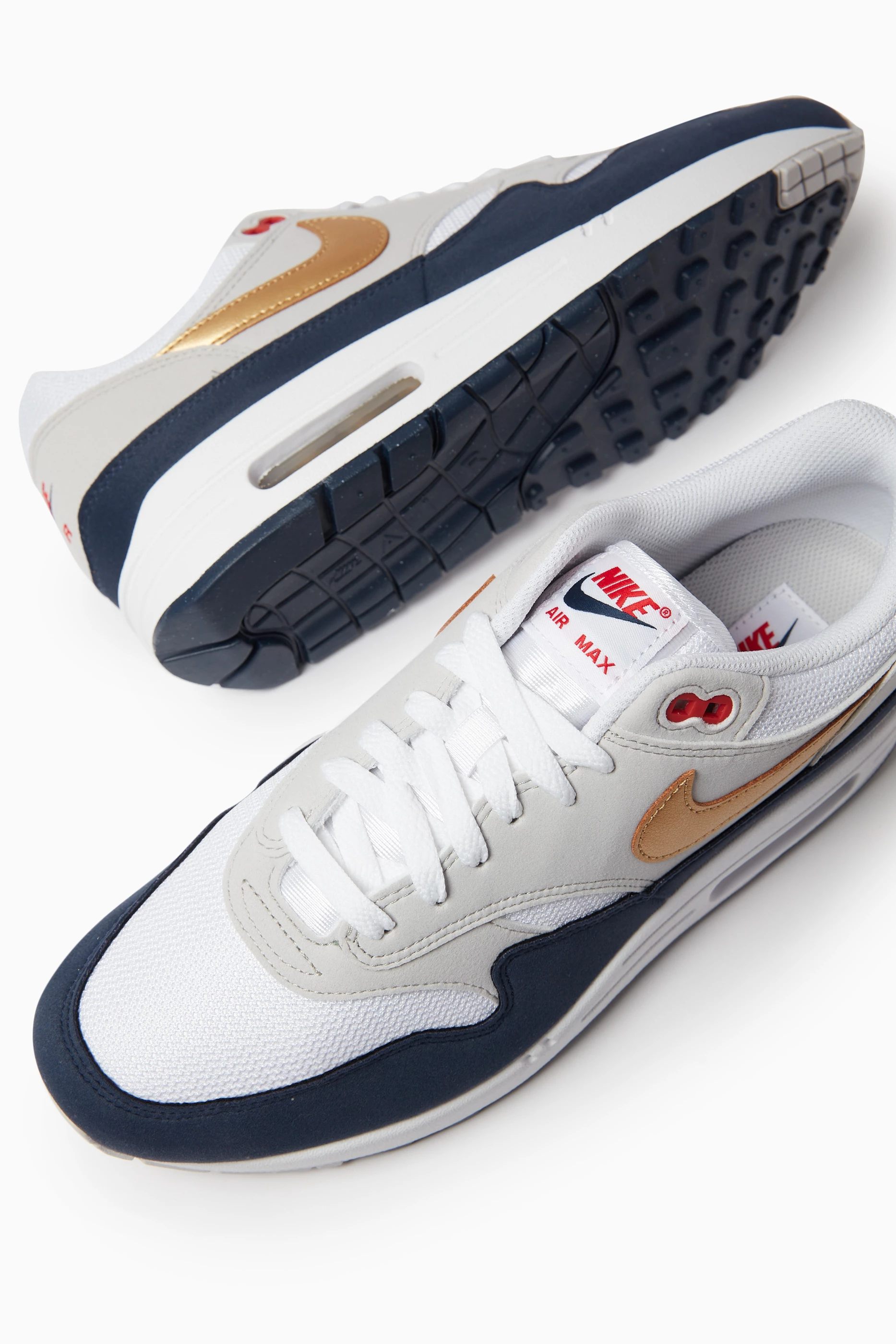 Navy blue nike air max 1 deals