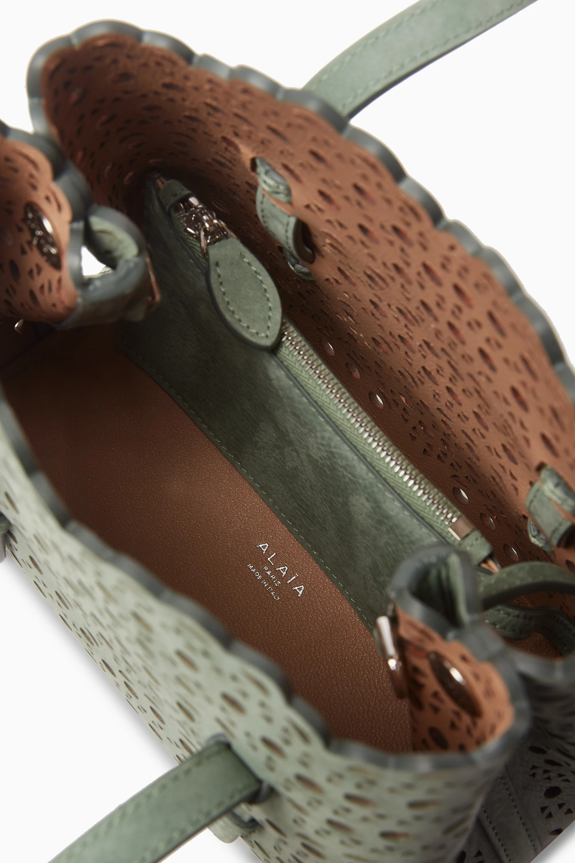 Buy Alaïa Green Mina 20 Tote Bag in Vienne Vague Leather For