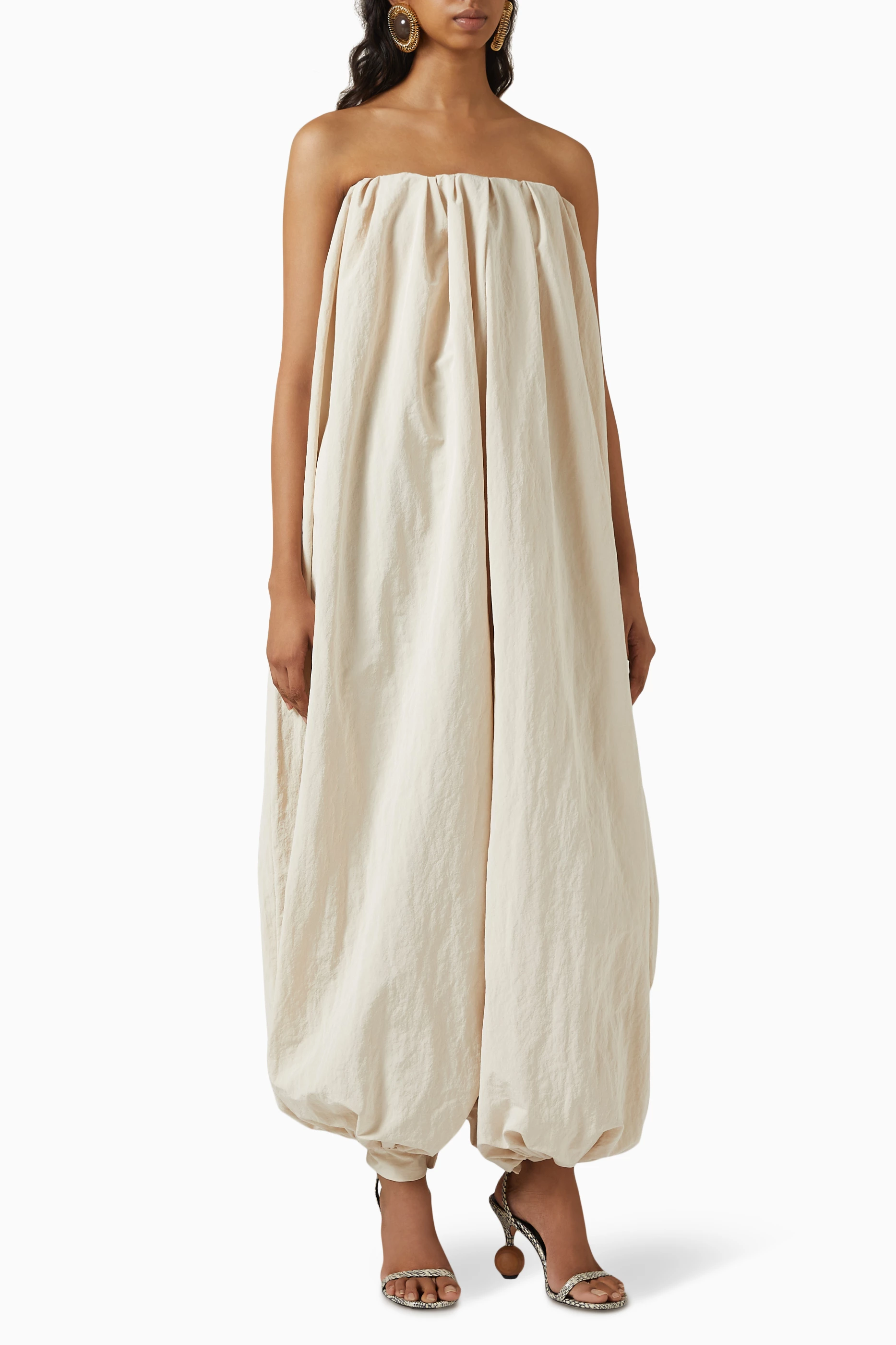 オールインワン・サロペット JACQUEMUS SS25 LA COMBINAISON CALISSON (251PA1331714 110) The Melao Jumpsuit (251PA133-1714-OFF-WHITE)