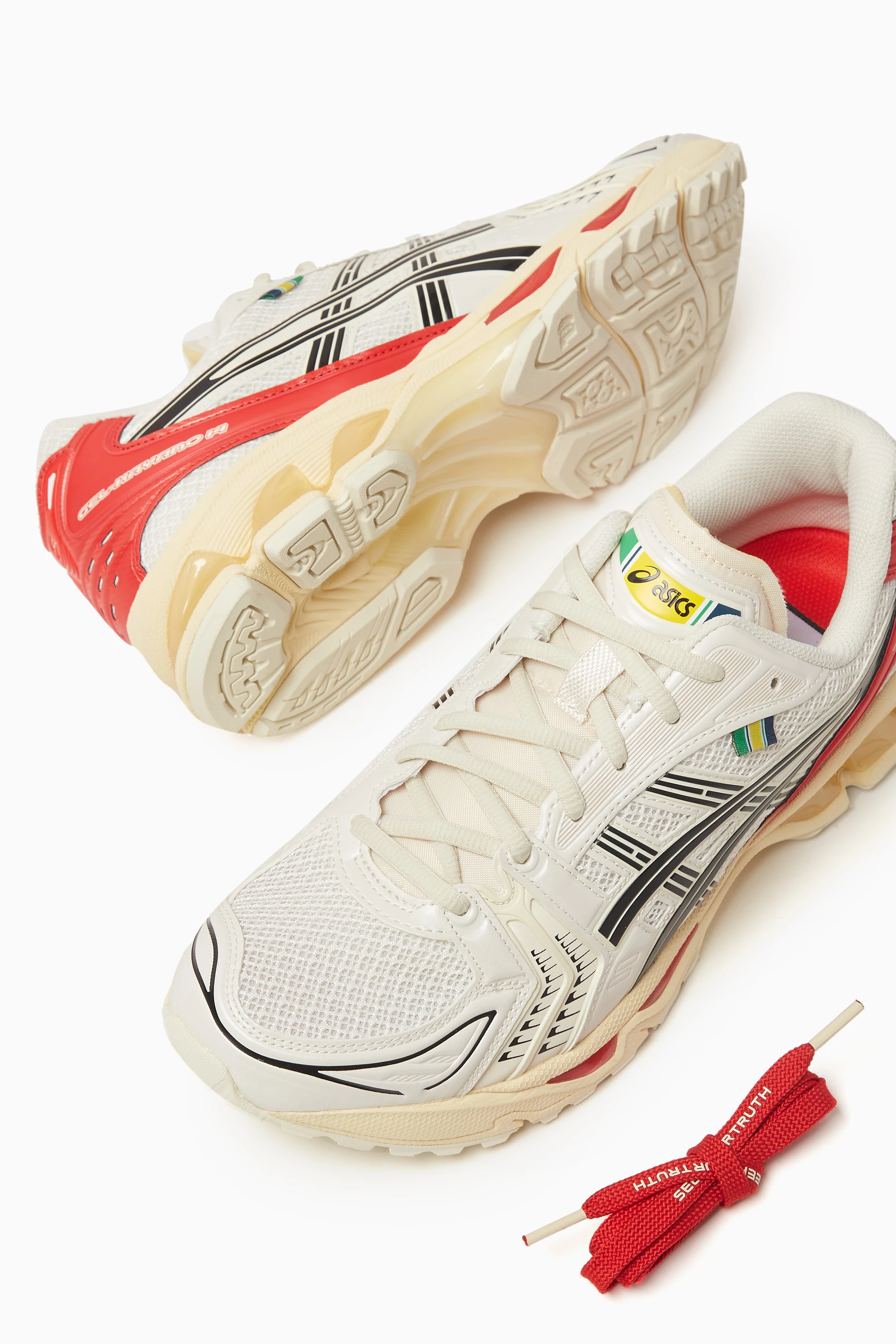 218038873_offwhite_cu.jpg?ts=
