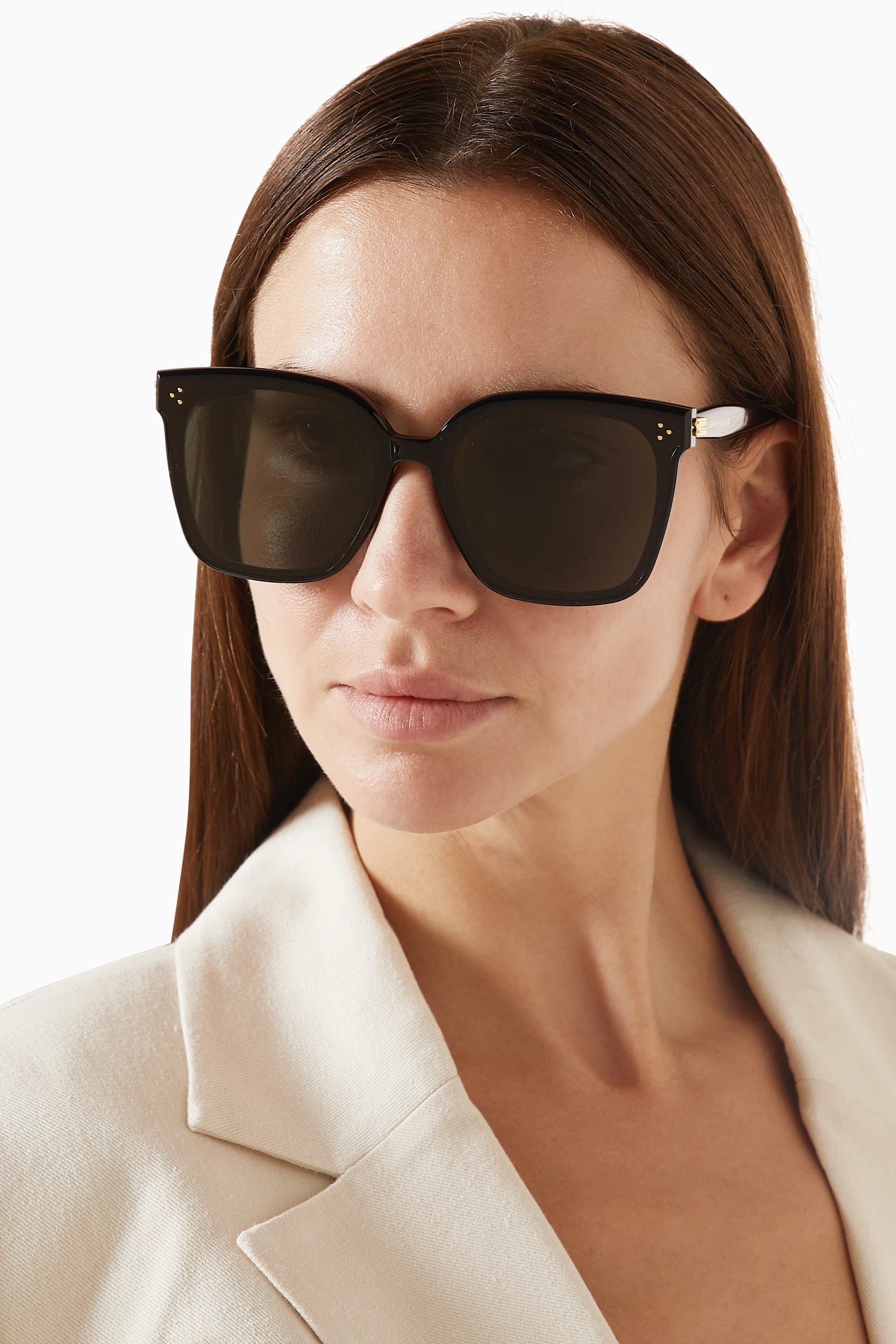 Gentle Monster Her 01 Unisex Square Sunglasses Full Set Product Features: GENTLE MONSTER - Her 01 DETAILS Square  main image 3