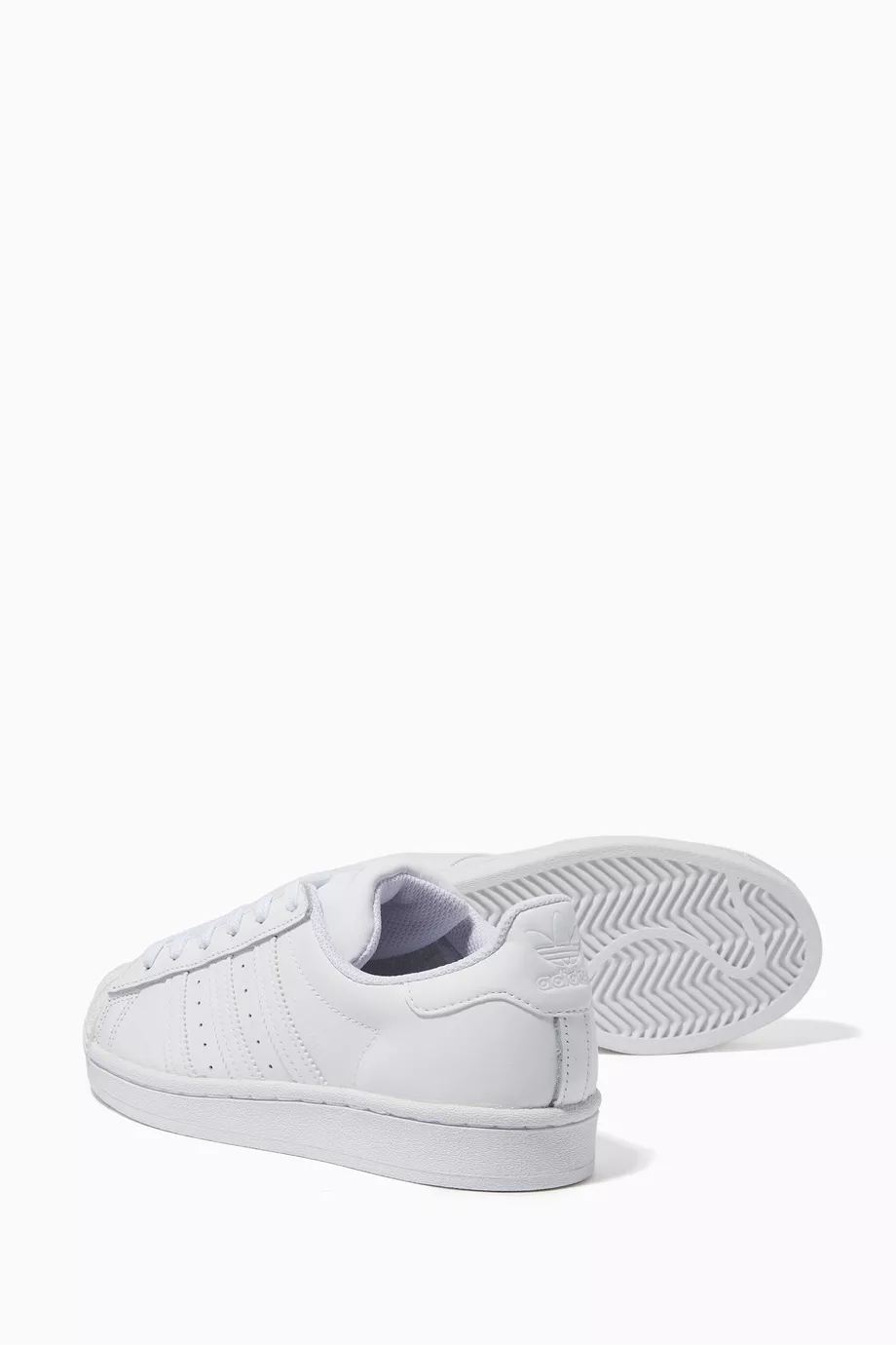 Original white superstar online