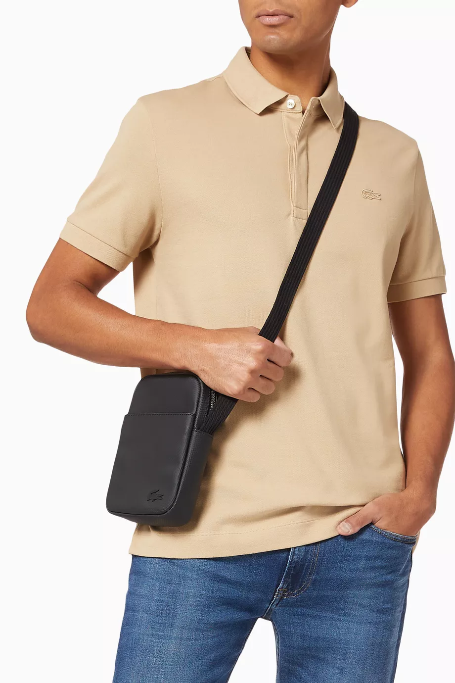 Lacoste slim vertical camera on sale bag