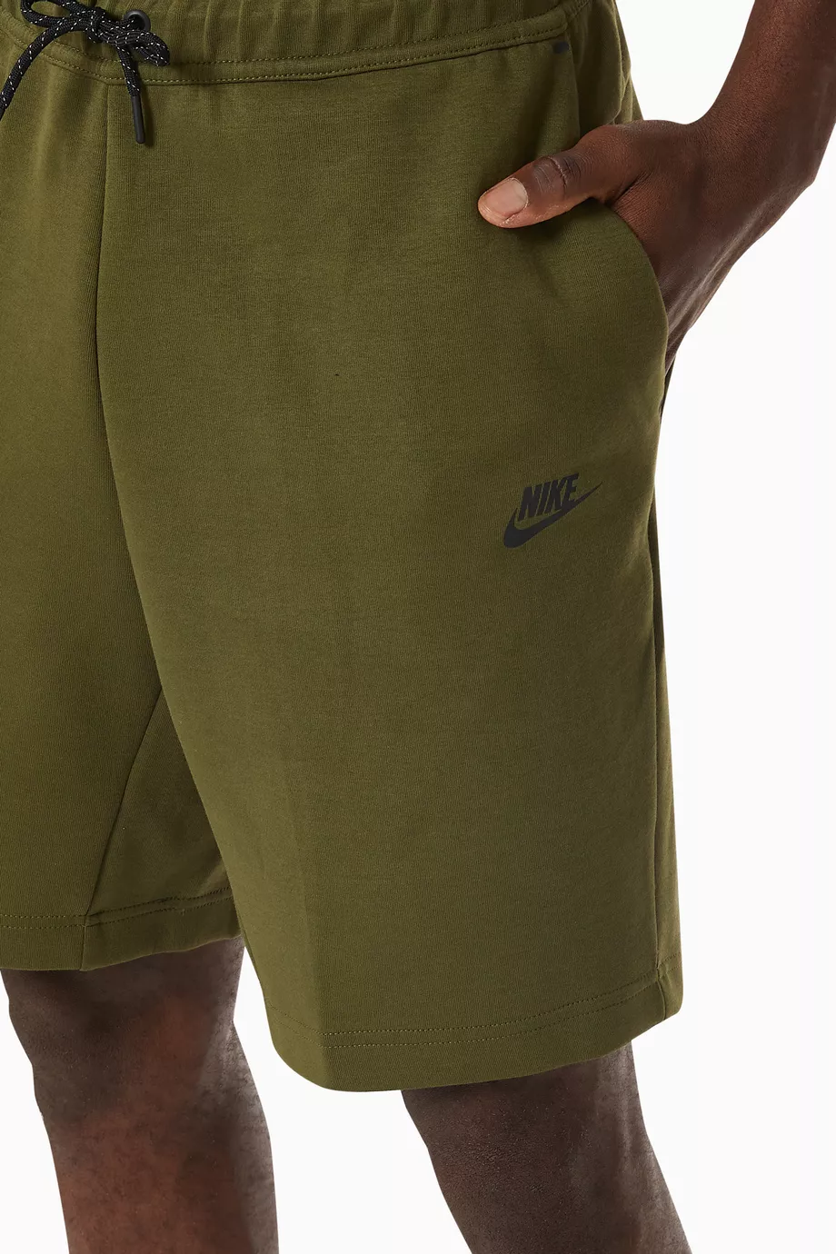 Nike tech hot sale fleece shorts green