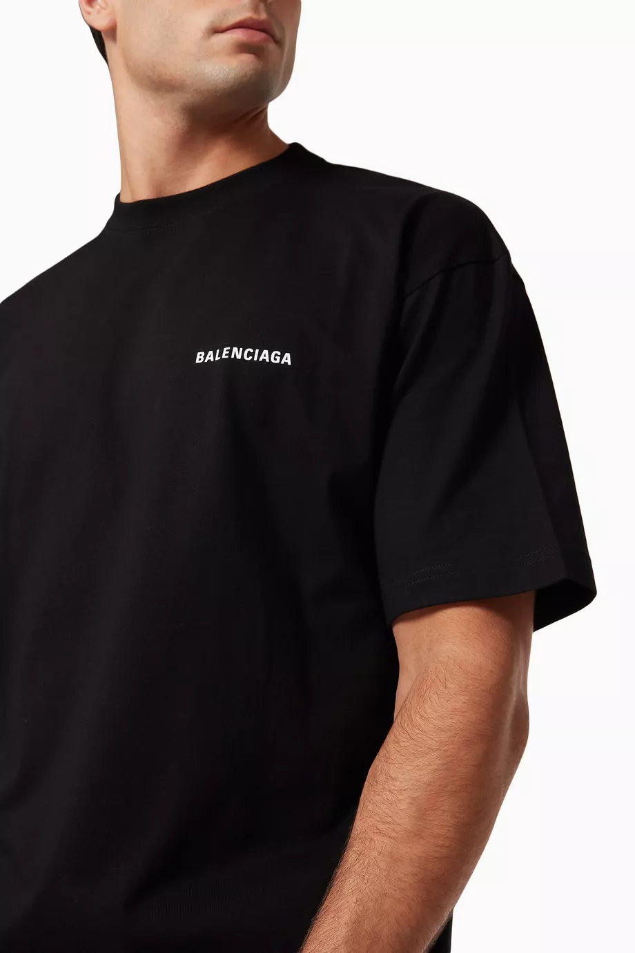 Buy Balenciaga Black Logo Medium Fit T shirt in Cotton Jersey for Men in UAE Ounass