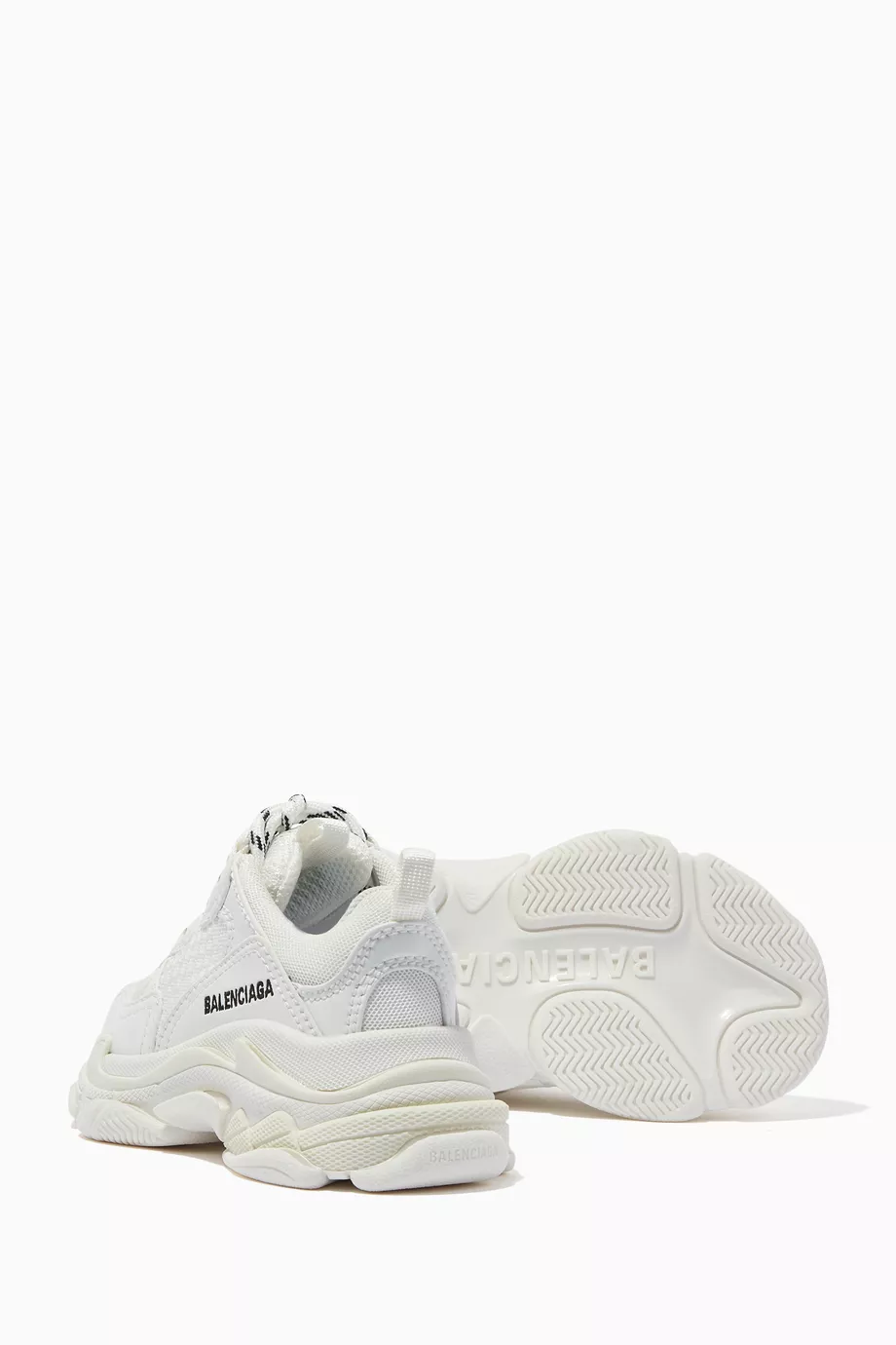Balenciaga all white triple s shop