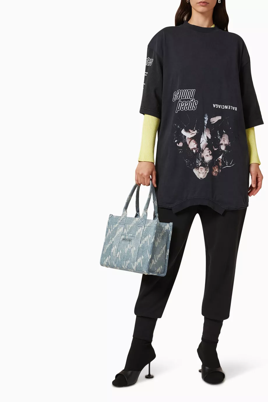 Balenciaga speed runner shirt hotsell