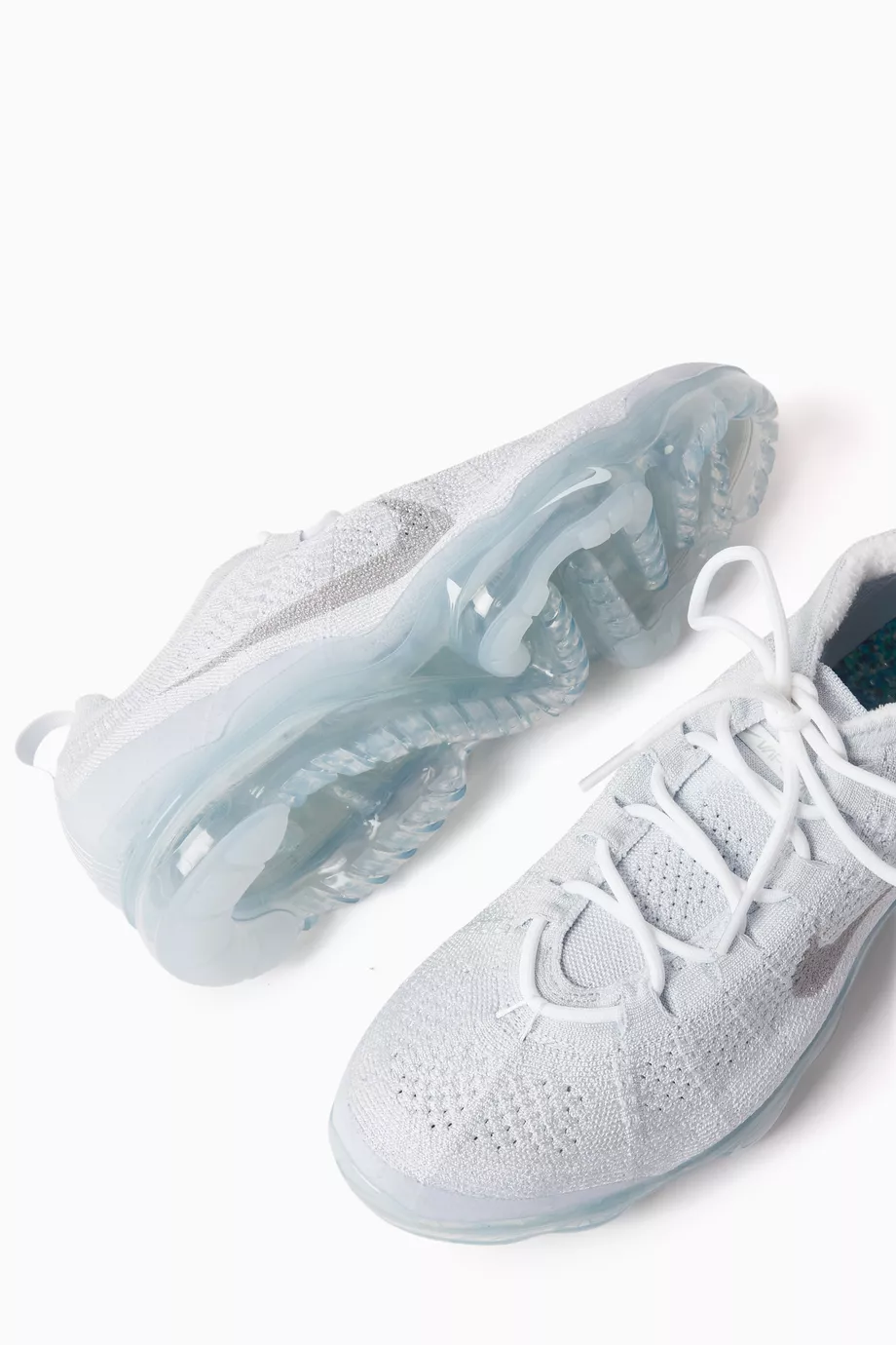 Vapormax hotsell 1.0 grey