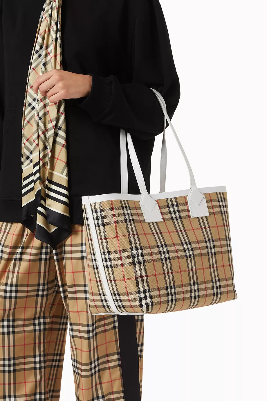 Burberry large check canvas hobo deals bag