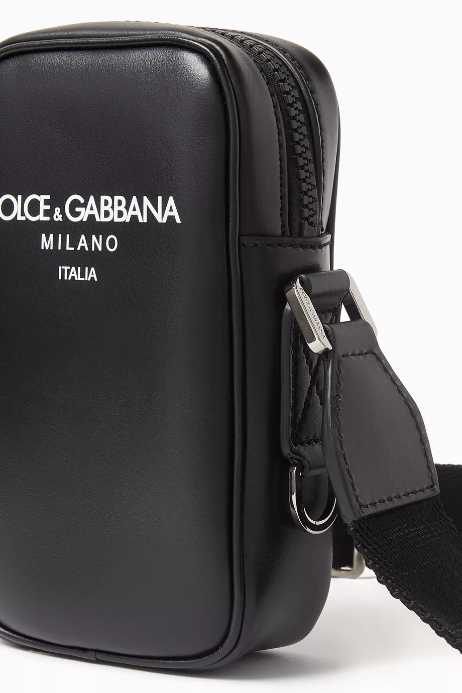 Bag cross clearance