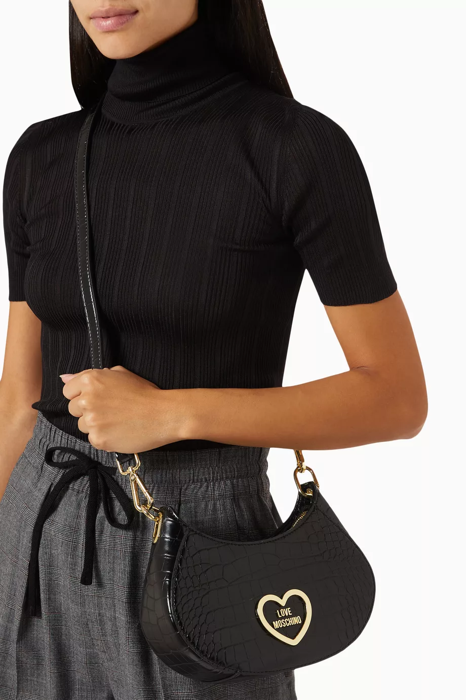 Love moschino hotsell embossed shoulder bag