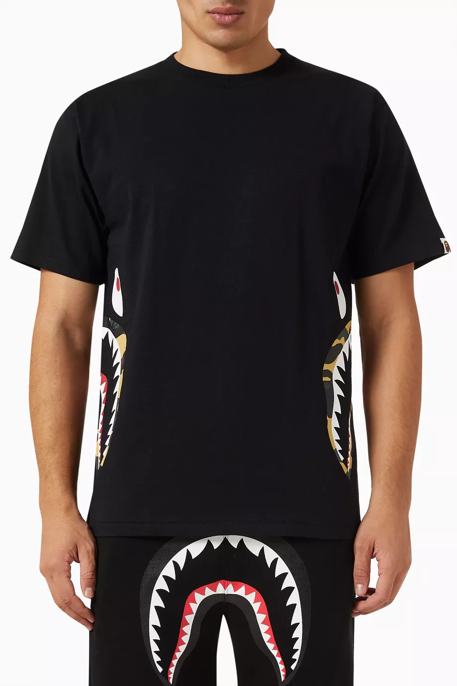 Buy A Bathing Ape Black 1st Camo Side Shark T shirt in Cotton
