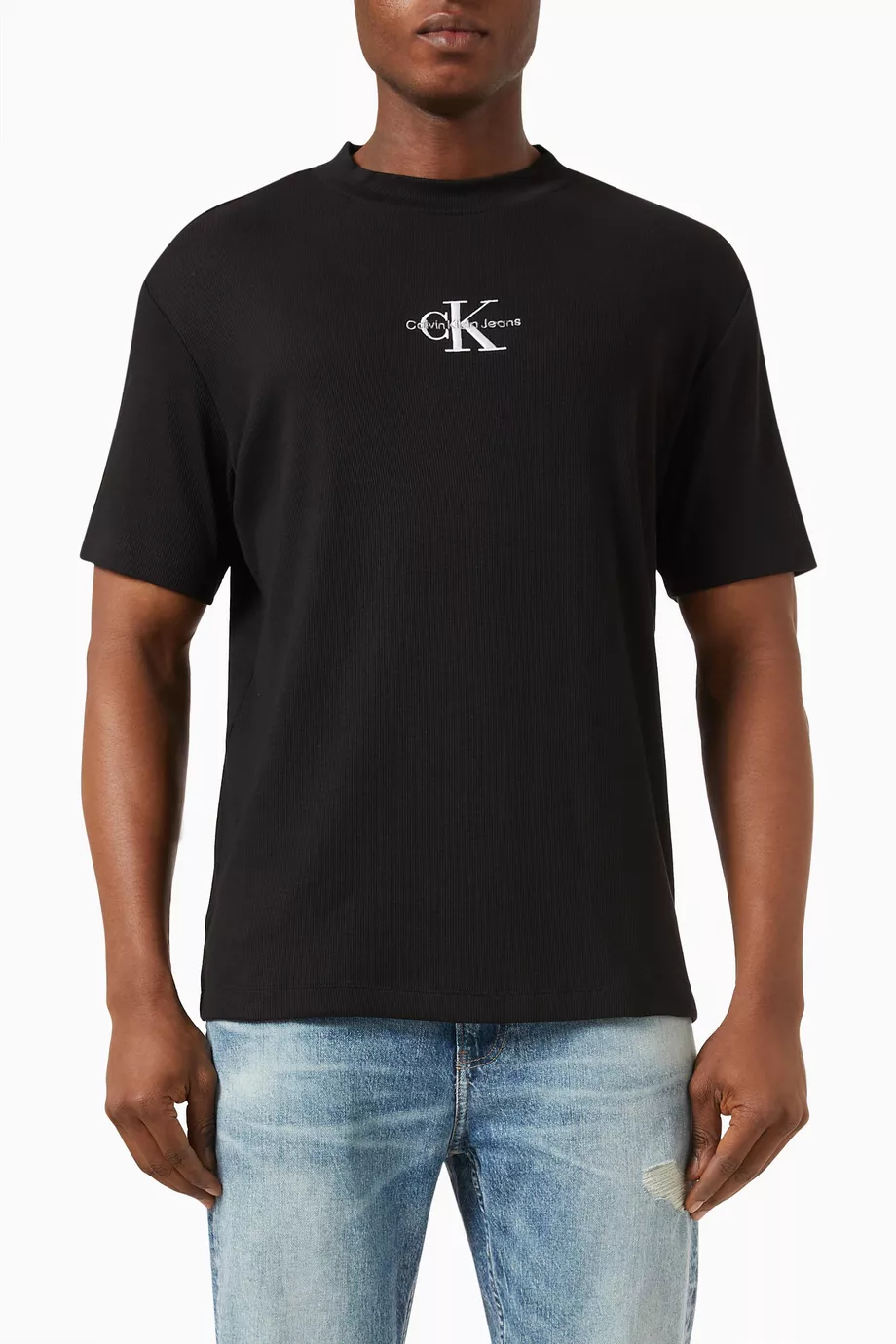 Calvin klein jeans black t shirt sales