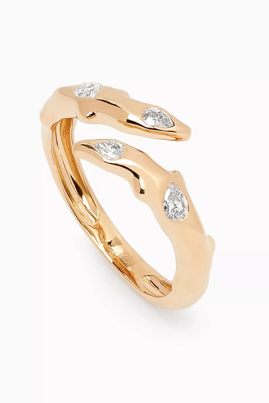 Diamond discount in gold