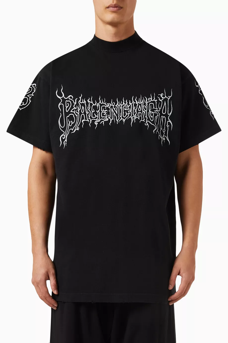 Buy Balenciaga Black Unisex Darkwave Oversized T shirt in Vintage jersey for UNISEX in UAE Ounass