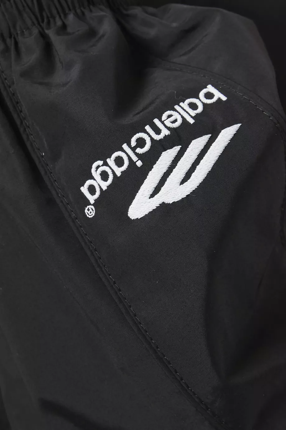Balenciaga tracksuit 2025