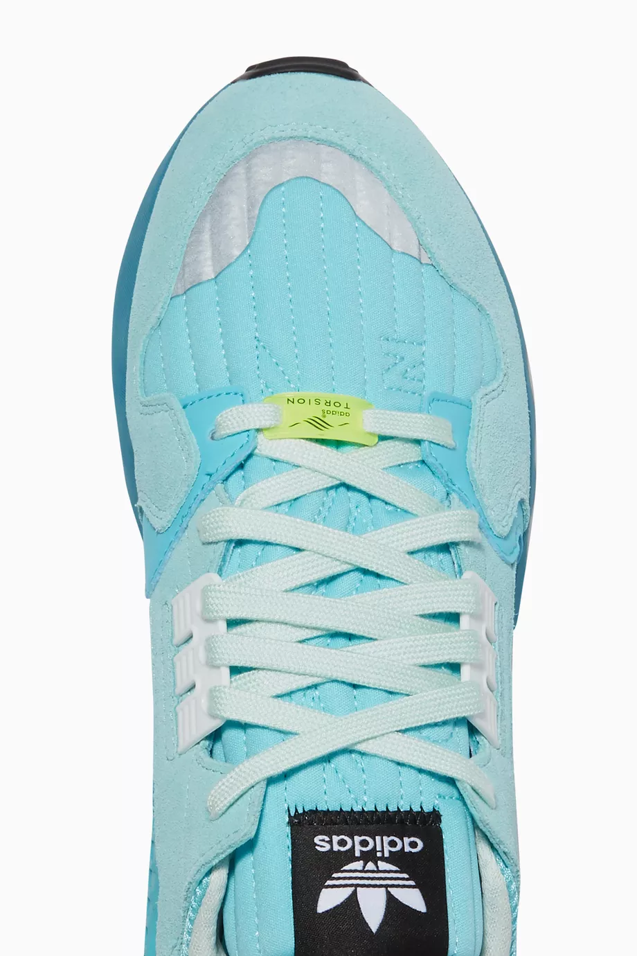投網 adidas ZX 22男士的增压运动鞋- 阿联酋的米色| Level Shoes