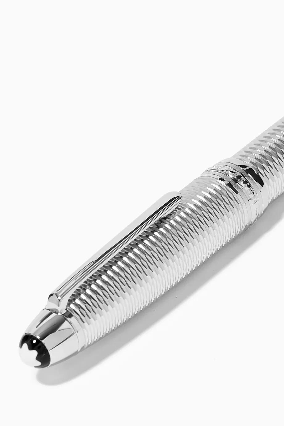 Buy Montblanc Silver Meisterstuck Geometry Solitaire LeGrand Fountain Pen Medium Nib For UNISEX Online Ounass UAE