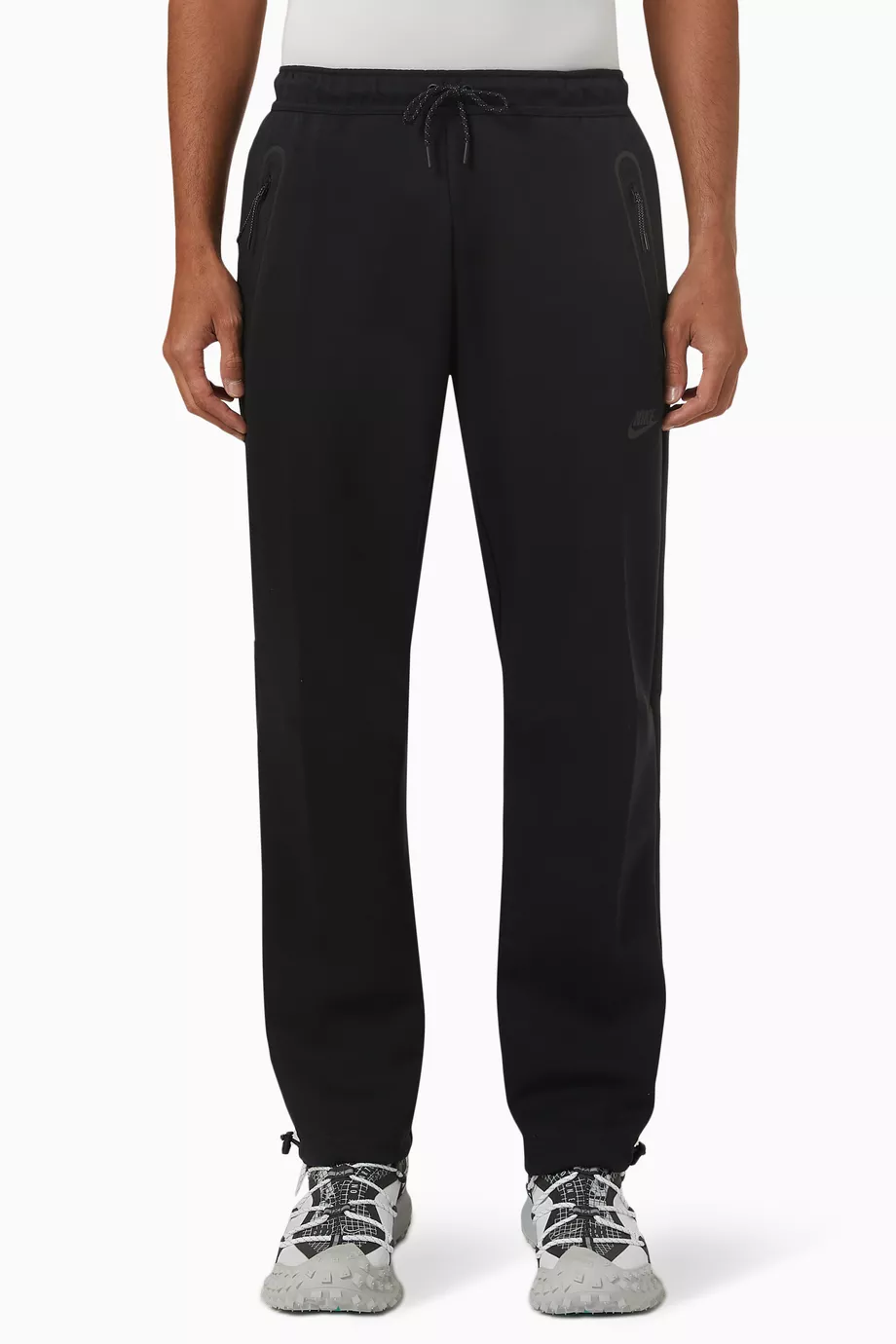 Nike black straight leg sweatpants shop