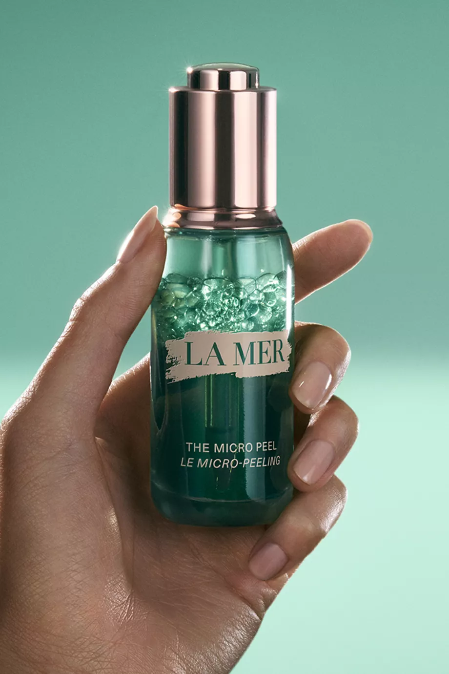 Buy La Mer The Micro Peel, 30ml For Women Online | Ounass UAE