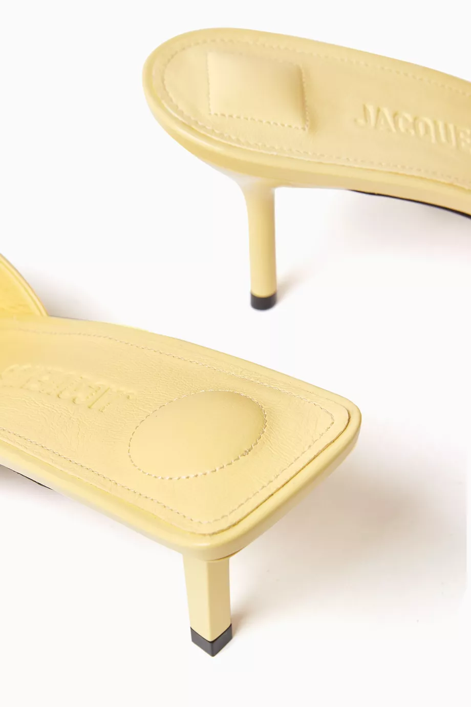 サンダル・ミュール Jacquemus Les Cubisto Yellow Leather Mules Jacquemus Les Mules Cubisto Leather Sandals | Neiman Marcus
