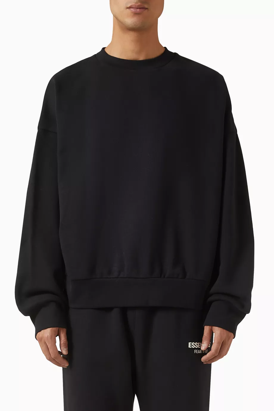 Fog Essentials Crewneck Black FEAR OF GOD ESSENTIALS Long-sleeve Sweatshirt Black FARFETCH IN